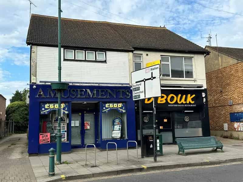 Rayleigh High Street Retail Office Space 550 sq ft