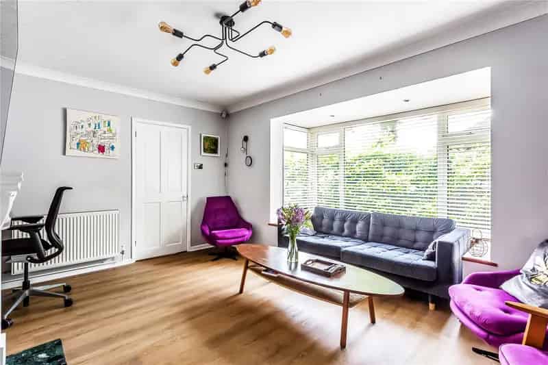 4 Bedroom Chalet Bungalow for Sale East Grinstead