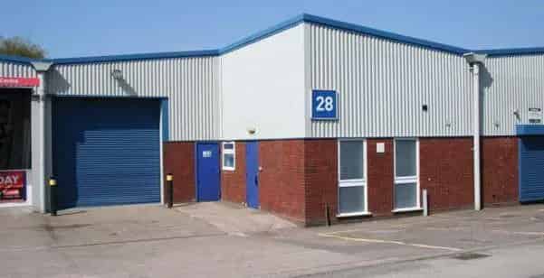 3153 sq ft Trade Counter Storage Unit Near Merry Hill Shopping Centre