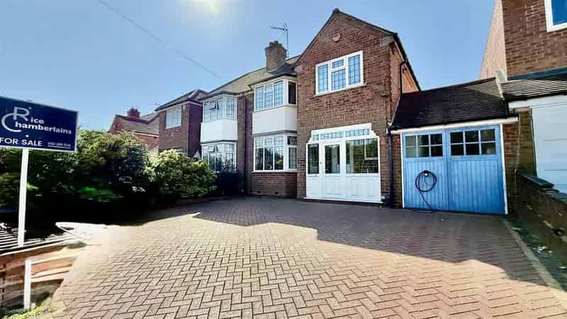 3 Bedroom Semi Detached House For Sale