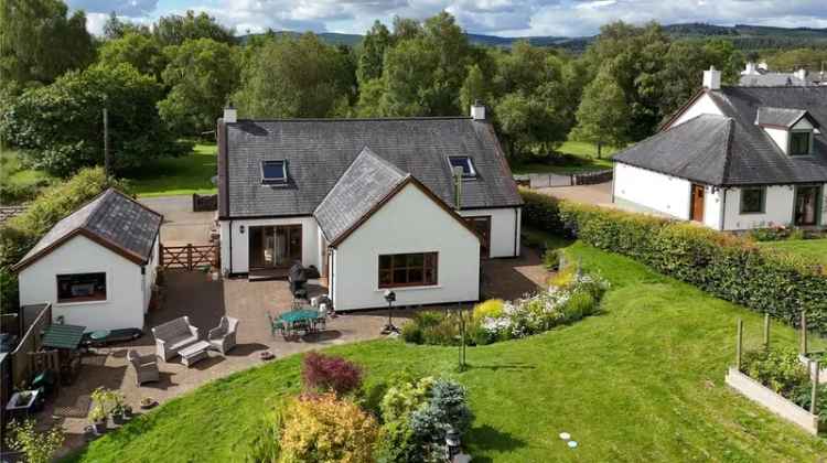 Cottage For Sale in null, Scotland