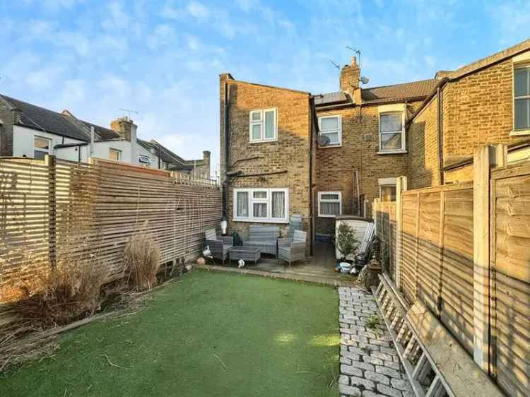 2 Bedroom End Terrace House for Sale London E13