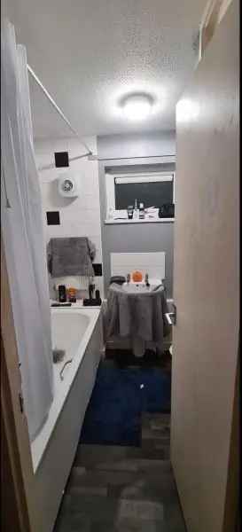 Flat For Rent in Basildon, England