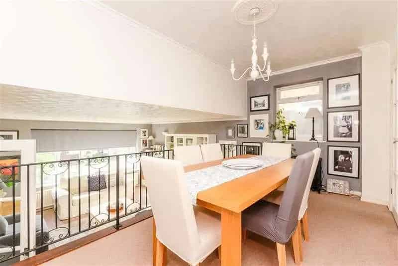 4 bed house for sale