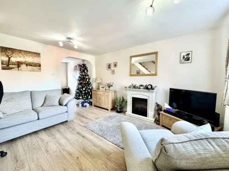 2 bedroom semi-detached house for sale