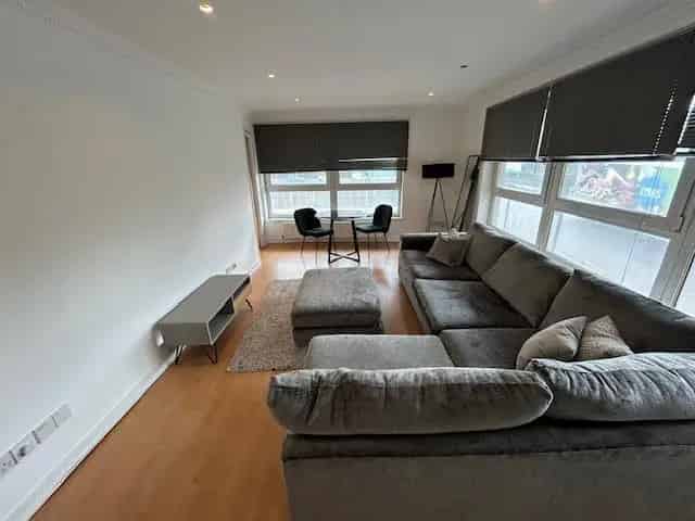 2 bedroom flat to rent