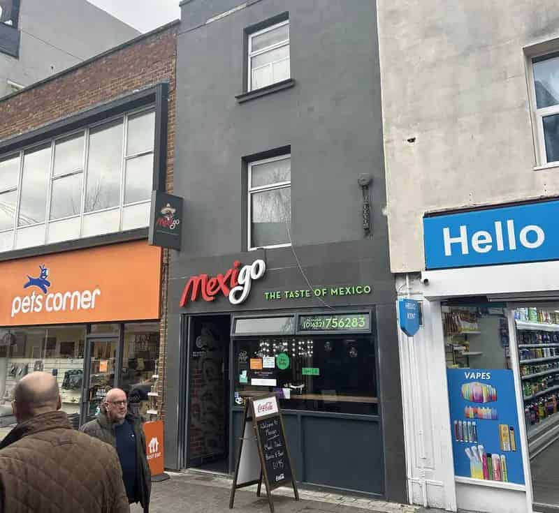Ground Floor Restaurant & 3-Bed Maisonette - Leasehold or Freehold