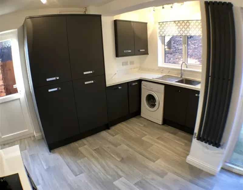 3 Bedroom End Terraced House Spennells Cul-de-sac Location