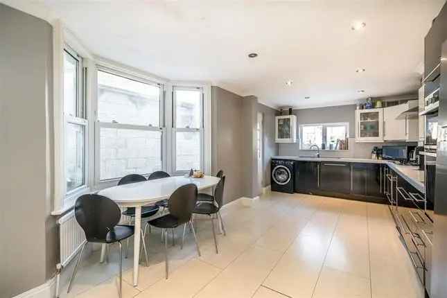 Terraced House for Sale Abbeville Village London SW4