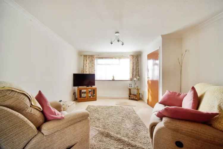 3 Bedroom Semi Detached House Near Broxbourne Station