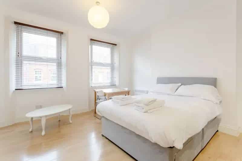 Cozy Studio Apartment Near West Kensington Station