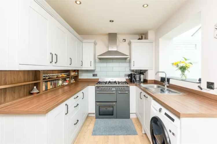 2 Bedroom Terraced House for Sale Near Darenth Valley Park