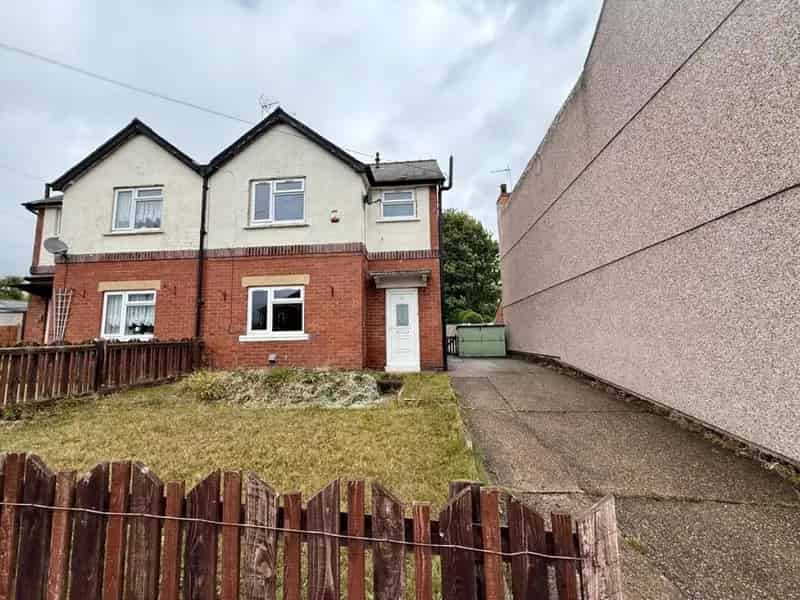 3 bedroom House
 To Rent