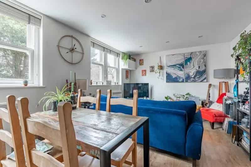 2 Bedroom Flat for Sale