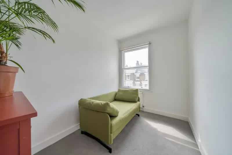 Flat For Sale , London, England