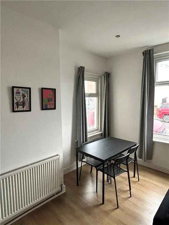 3 bedroom apartment for sale