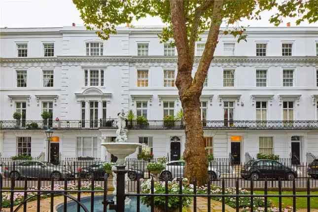 5 Bedroom House for Sale in Wellington Square Chelsea