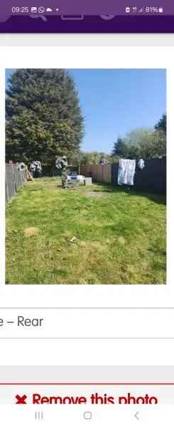3 Bedroom House Large Garden Driveway