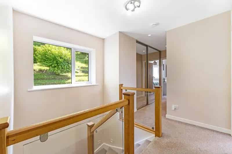 4 Bed Detached House For Sale