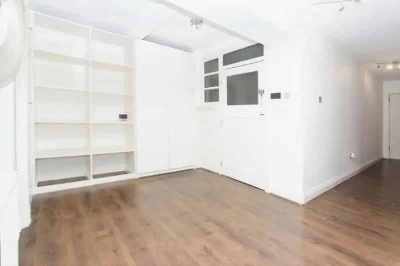 3 Bedroom Flat House to Rent