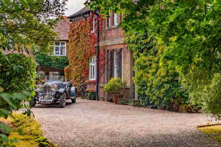 Detached House for sale with 6 bedrooms, Pinfold Lane, Hales