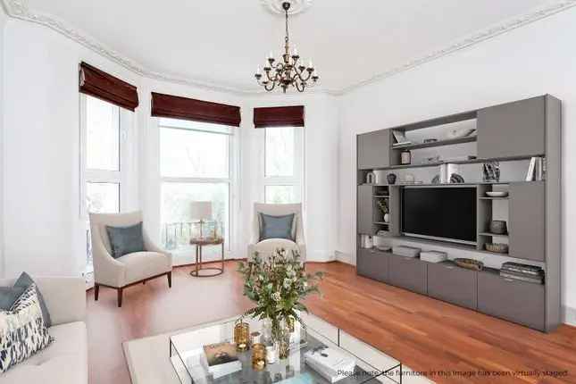 2-Bedroom Flat for Sale in Holland Park London W11