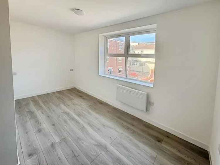 2 Bedroom Flat to Rent Blackpool Lancashire FY1 Modern Open Plan Living EPC A
