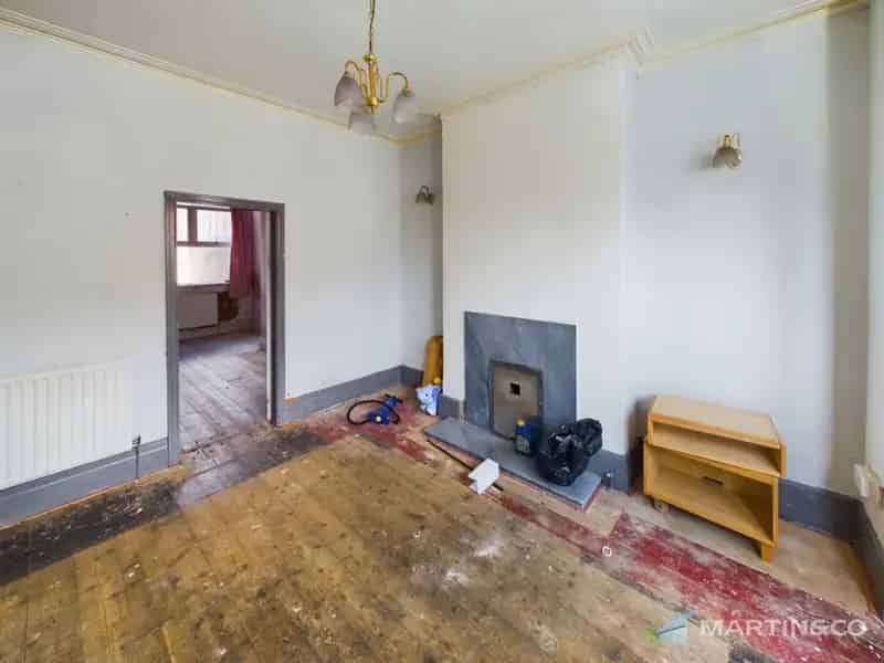3 Bedroom House Requiring Refurbishment - Investment Opportunity