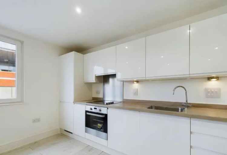 One Bedroom Apartment Near Town Centre Train Station Zero Deposit Available