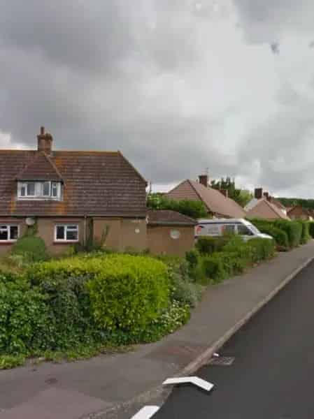 2 Bedroom Flat Near Darenth Valley Hospital