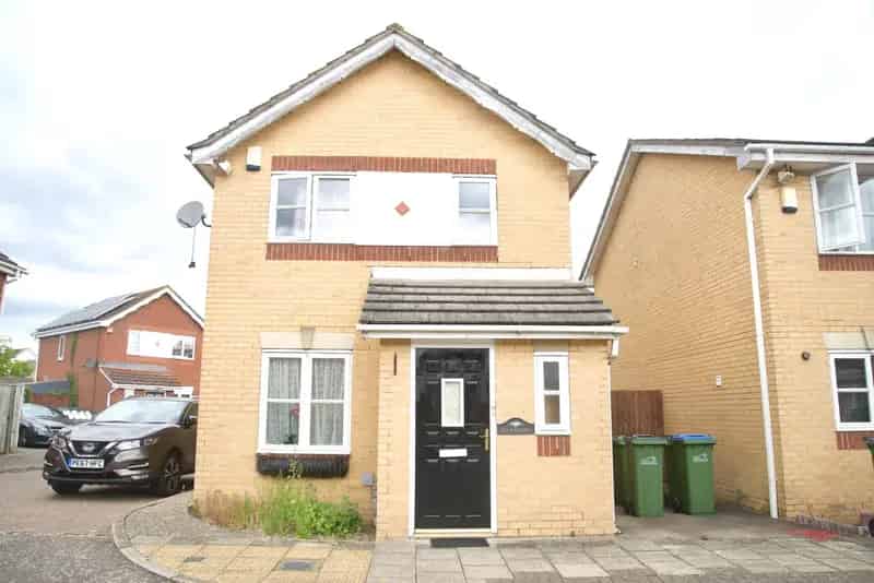 2 Bedroom Detached House to Rent