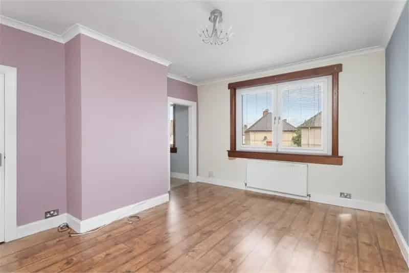 2 Bed Flat Upper Villa in Dalkeith