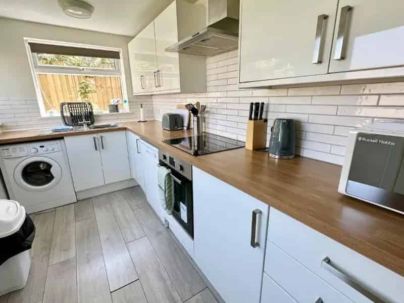 4 Bed Semi Detached House For Sale