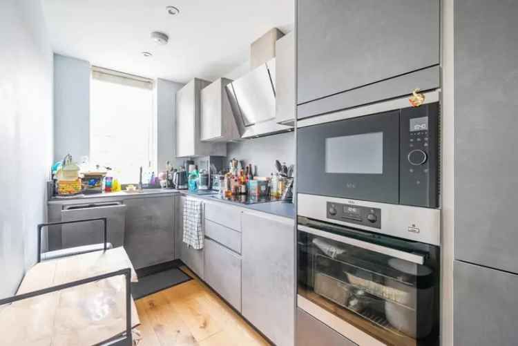Flat For Rent , London, England