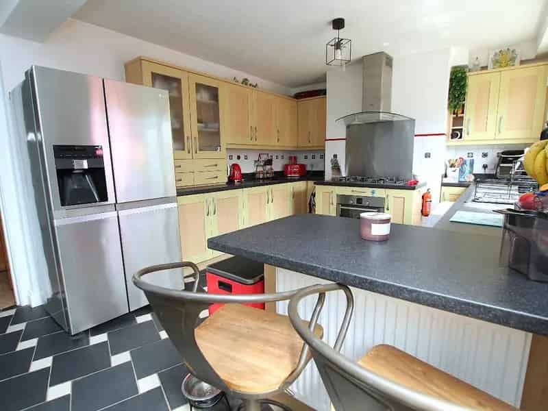 3 Bed House for Sale in Oakdale