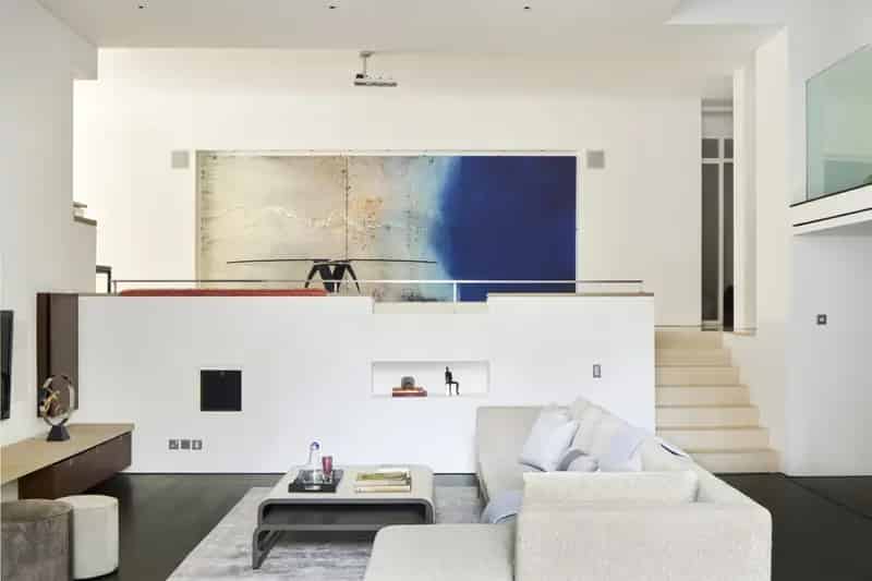 Spacious 3-Bedroom Apartment with Private Garden in Historic Hotham Hall