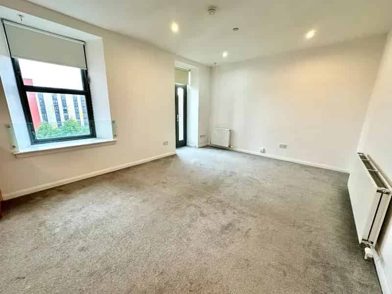 2 Bedroom Flat to Rent