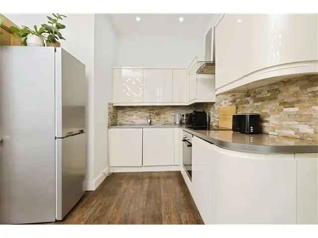 1 Bedroom Flat for Sale Near Amenities and Transport