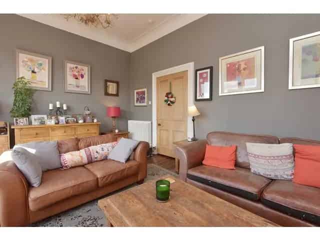 4 Bedroom Double-Upper Villa for Sale