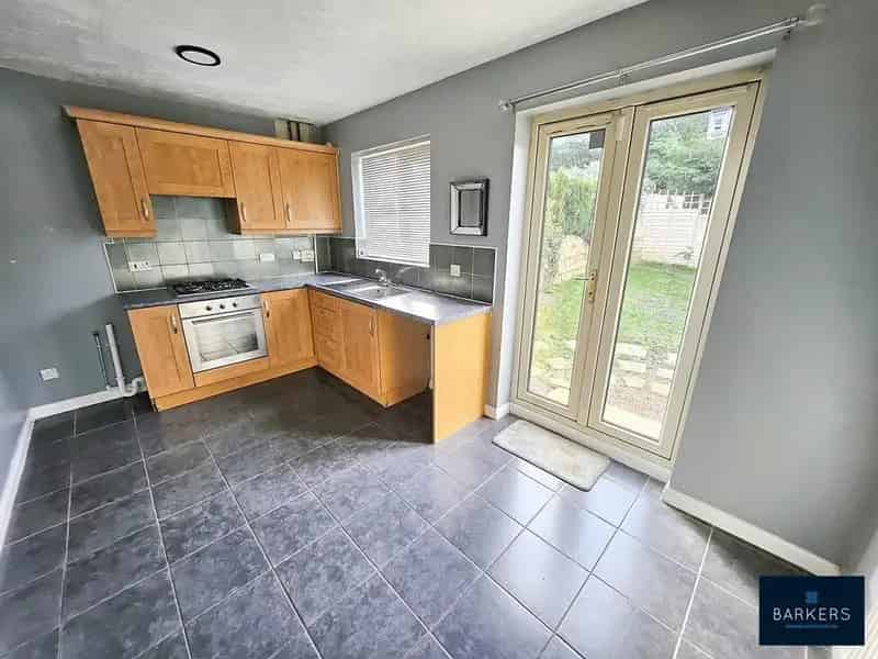 2 Bedroom Semi-Detached House For Sale