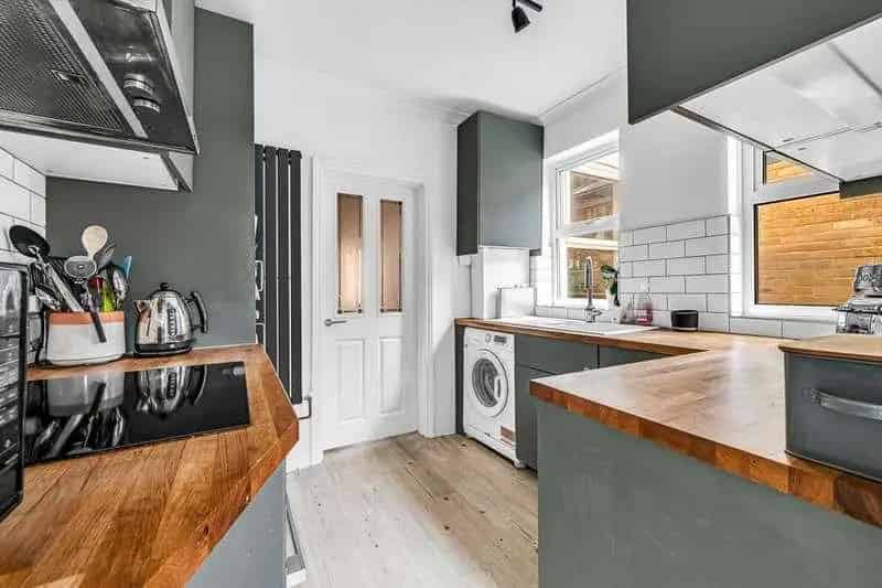 4 Bed House for Sale Hanwell Extended Family Home Refurbished