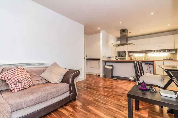 2 Bed Flat to Rent Manchester M1 The Hacienda Available Now