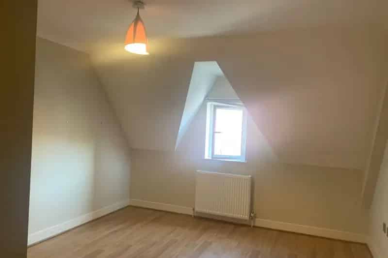 Solihull Town Centre One Bedroom Apartment - Zero Deposit Available
