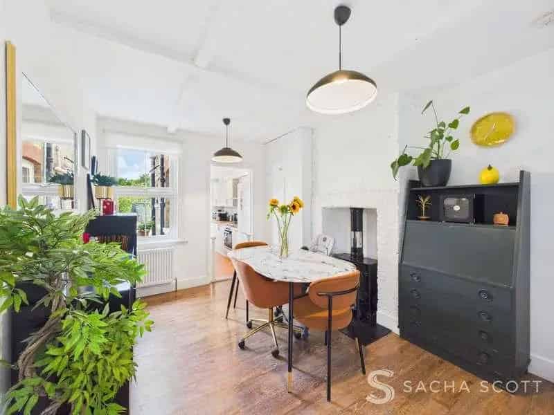2 Bed 2 Bath Semi Detached House For Sale