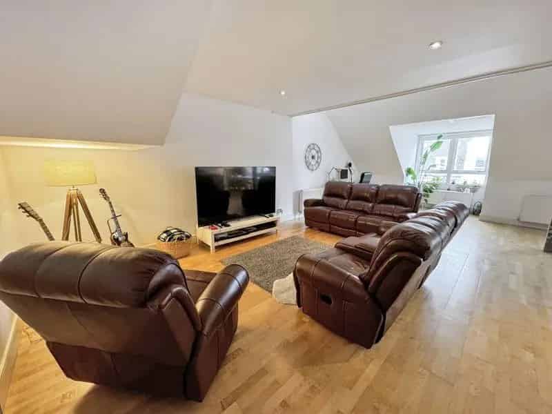 2 Bedroom Luxury Apartment Glasgow City Centre