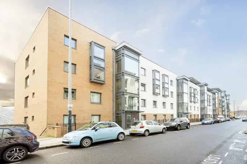 1 Bedroom Flat to Rent City Centre Allocated Parking
