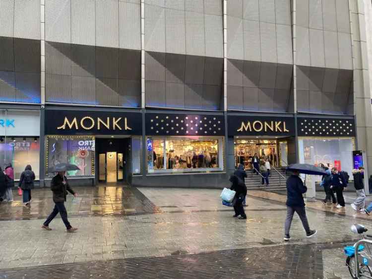 Retail Unit To Let Birmingham High Street Next to Primark