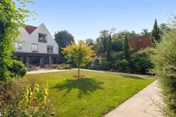 Retirement Apartment in Harpenden for Over 60s