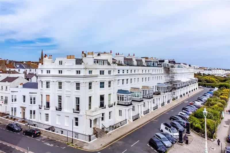 3 Bedroom Apartment for Sale near Brighton Seafront