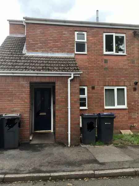 Flat For Rent in Birmingham, England